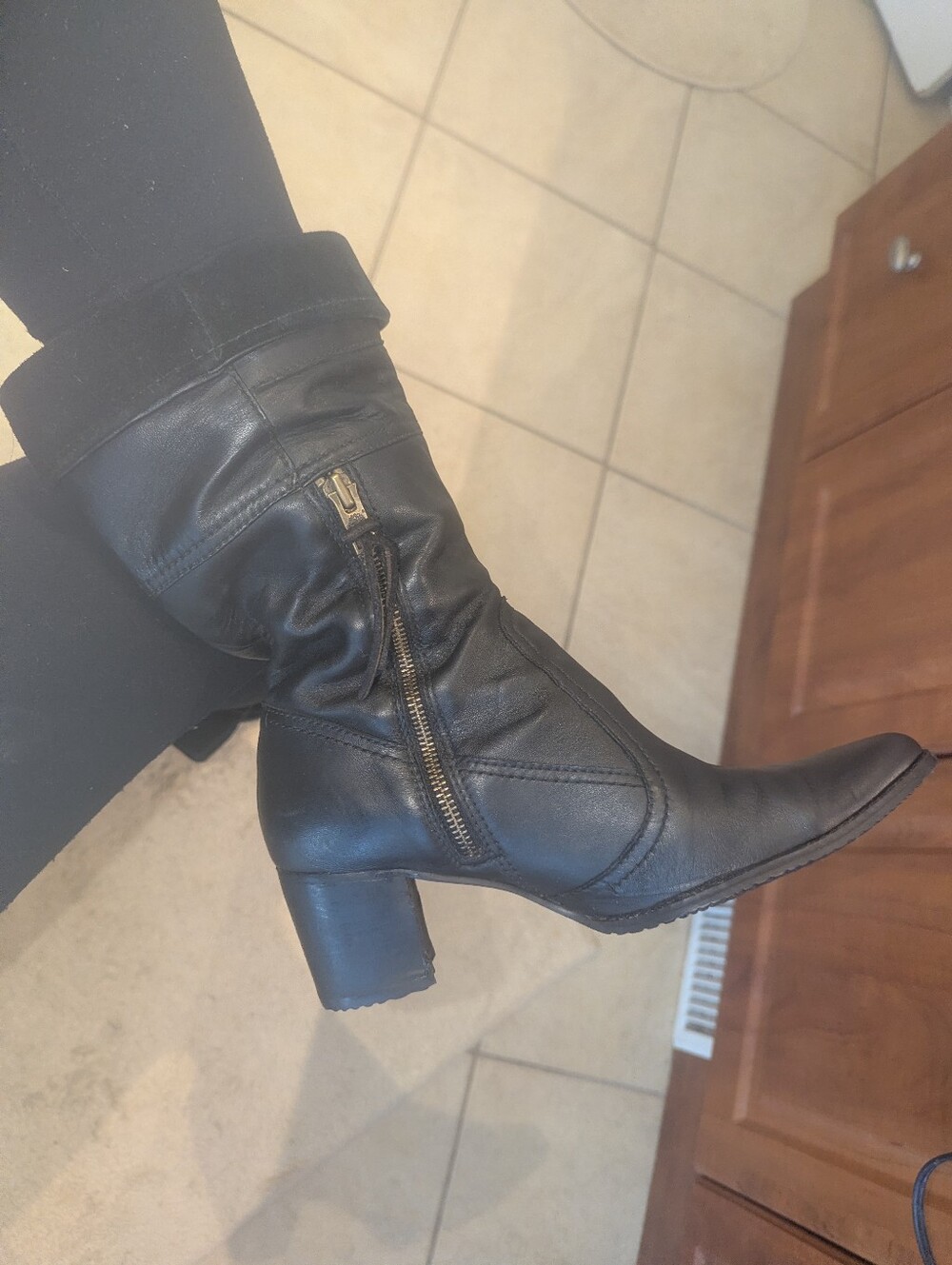 Rare Timberland Midcalf Leather Black Boots Vintage 8.5